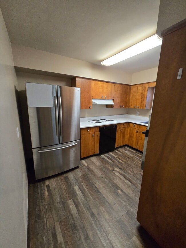 Building Photo - Remodeled 3-4 Br, 2 Bath Ranch style home, fenced in yard, garage, patio, full basement