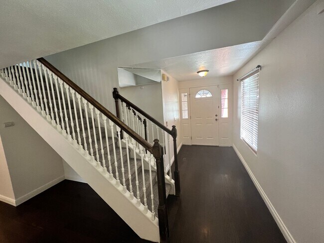 Building Photo - Pacific Grove Home for Rent in Canyon Coun...