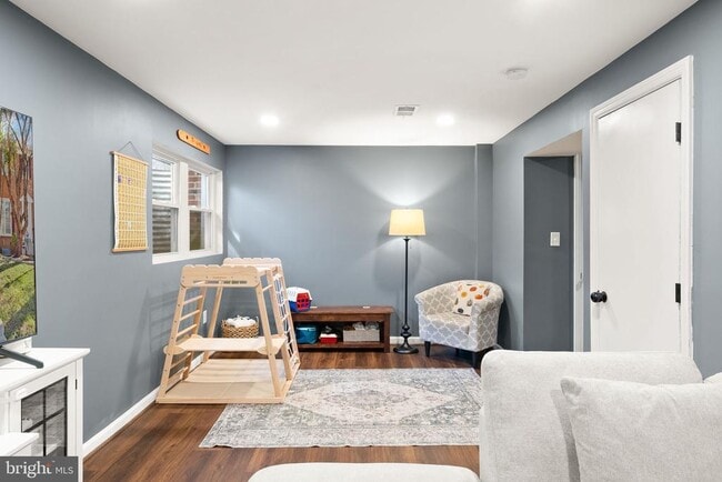 Building Photo - 7393 Colton Ln