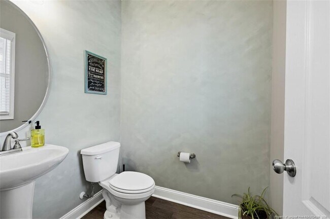 Building Photo - 3382 Scotscraig Rd