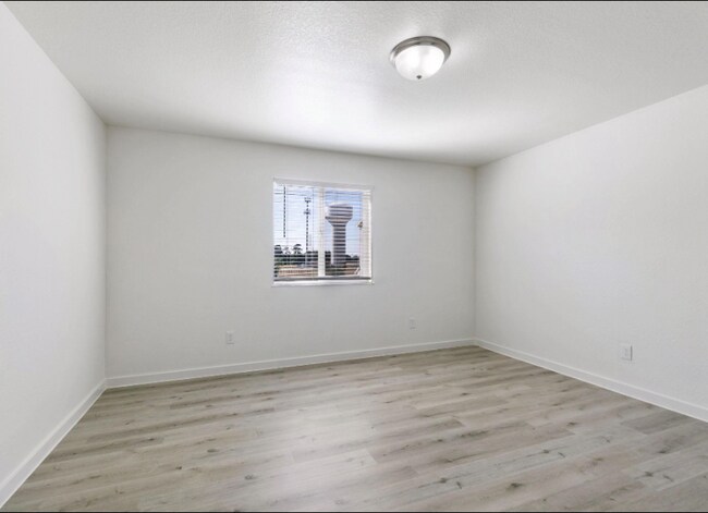 Building Photo - 21155 Gosling Rd