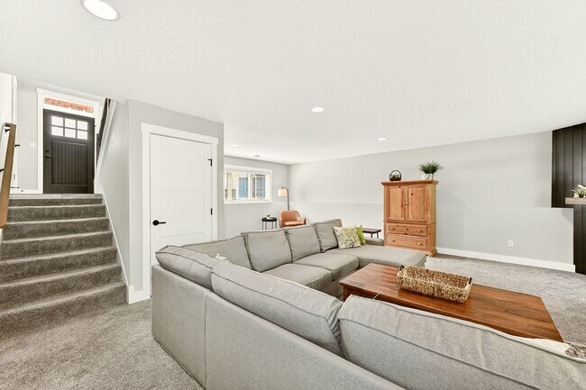 Building Photo - 5411 Destination Ln
