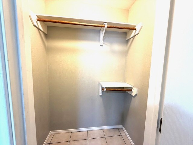 Building Photo - 1030 San Saba St