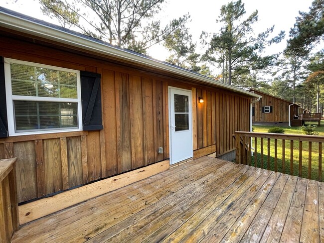 Building Photo - South Hill Rancher For Rent