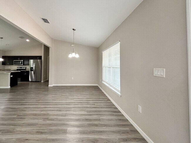 Building Photo - 9892 SW 189th Cir