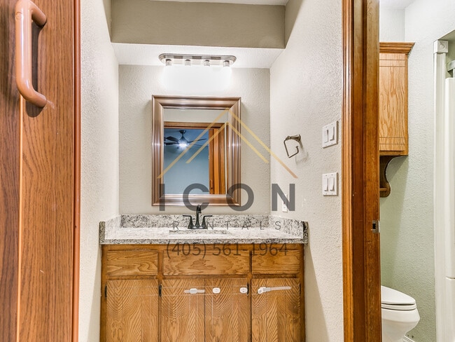 Building Photo - 8804 NW 92nd St