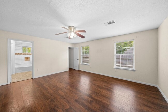 Building Photo - 2821 Holman St