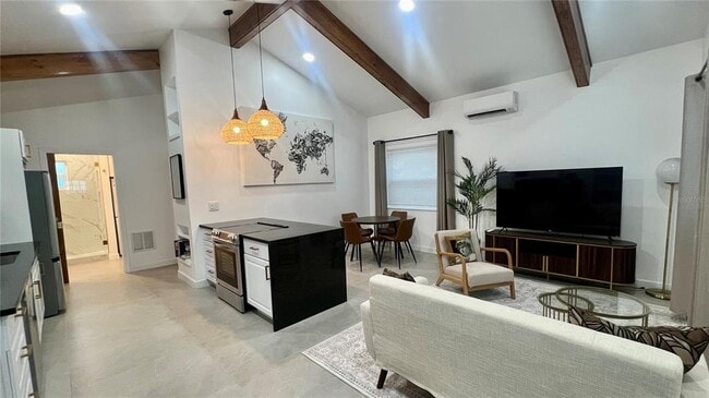 Building Photo - 1230 Essex Dr N