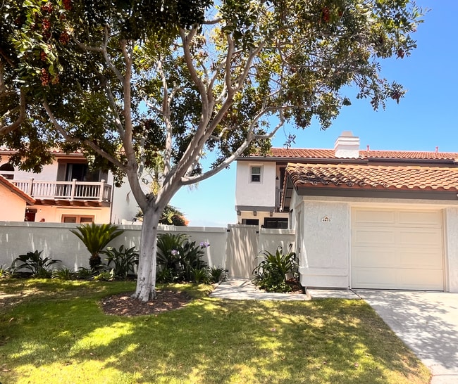 Primary Photo - 6813 Briarwood Dr