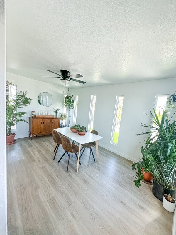 Building Photo - 4450 E Alta Vista Rd