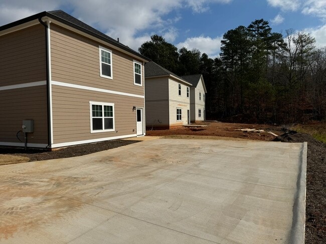 Building Photo - 4 Bedroom/4Bath off Will Hunter Rd. Pre-leasing Now!