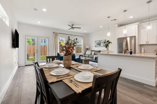 Building Photo - 4508 Noble St