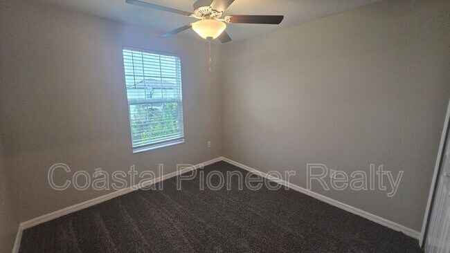 Building Photo - 10335 Blue Plume Ct