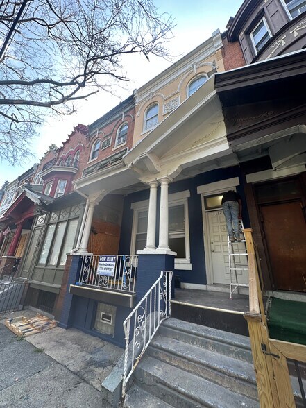 Building Photo - 3744 N Carlisle St