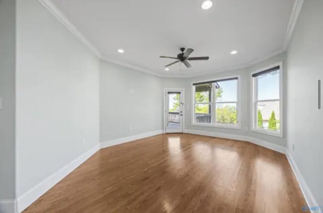Building Photo - 2807 Talon Cir