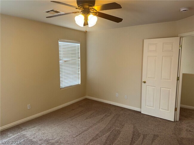 Building Photo - 7213 Madarang Ave