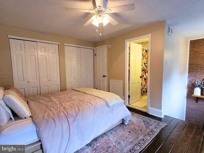 Building Photo - 1106 Lombard St