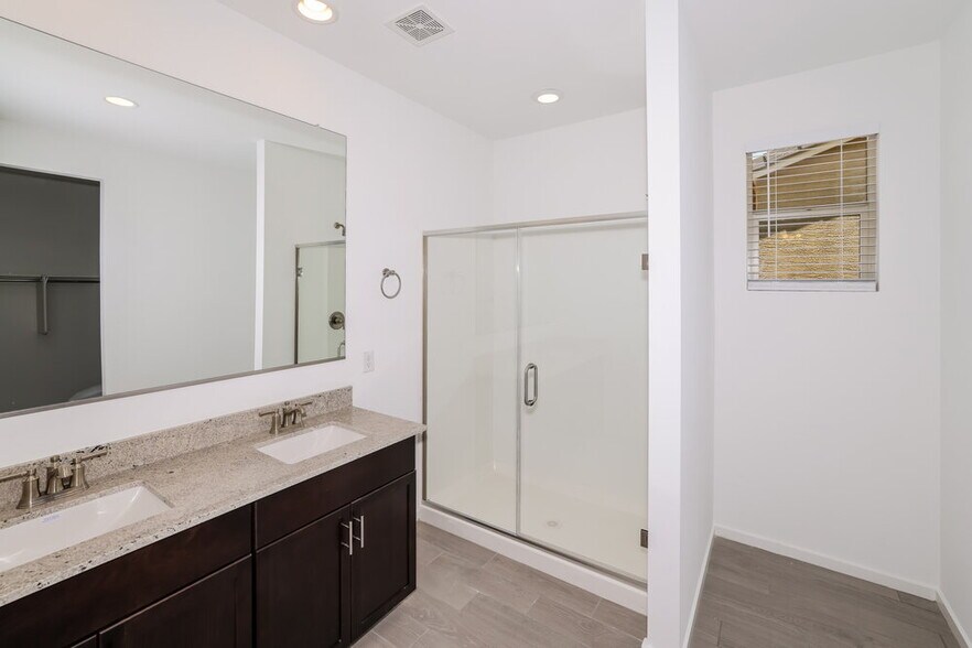 Building Photo - 22740 N 126th Ln