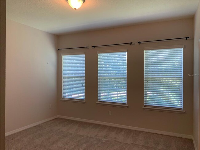 Building Photo - 7001 Interbay Blvd