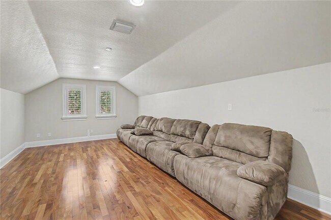 Building Photo - 9313 Southern Breeze Dr