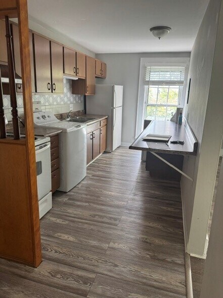 Kitchen - 224 Cherry St