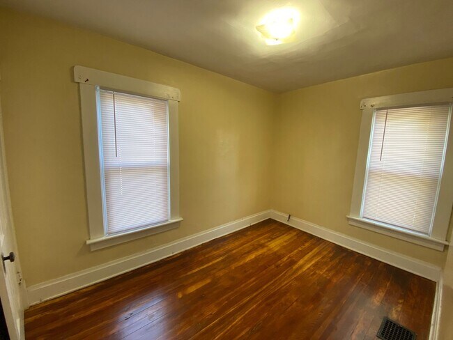 Building Photo - W Maynard Ave 50-52 RGI