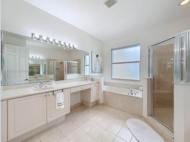 Building Photo - 602 Mariner Bay Blvd