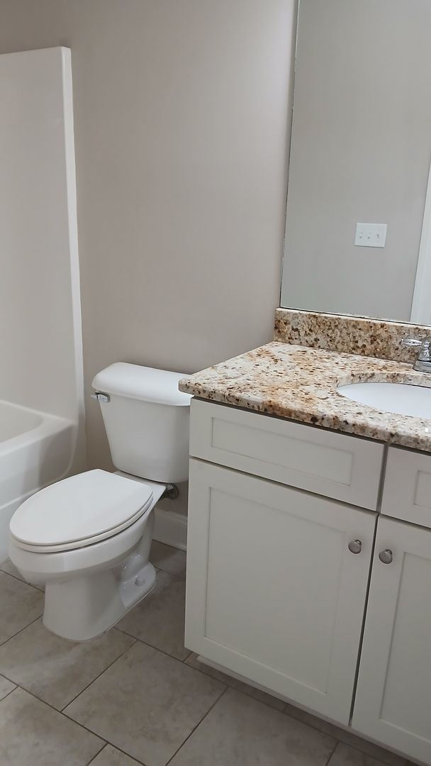 Building Photo - 4 Bed/4.5 Bath West End