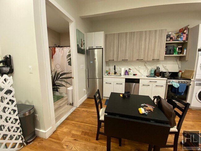 Building Photo - ST JOHNS PLACE