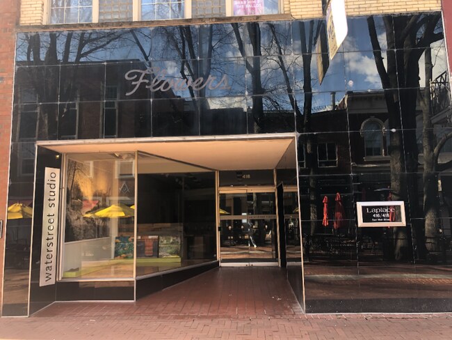 Building Photo - 418 E Main St