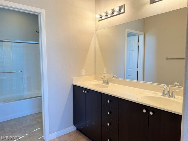 Building Photo - 3960 W Monaco View Dr