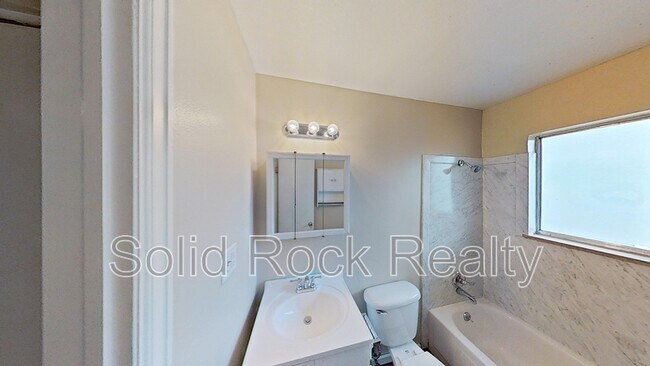 Building Photo - 4248 Gills Mill Ct
