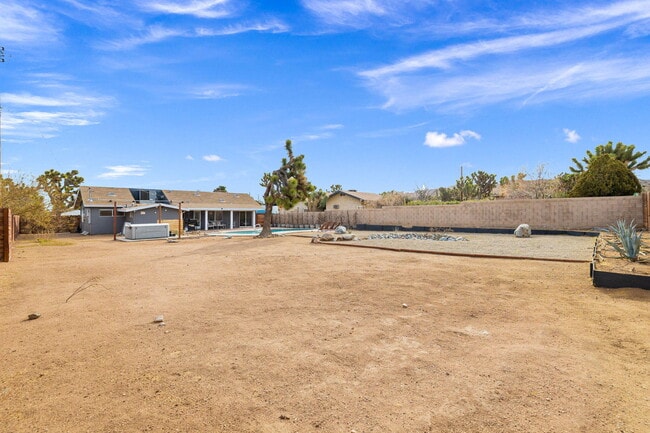Building Photo - 7552 Elk Trail