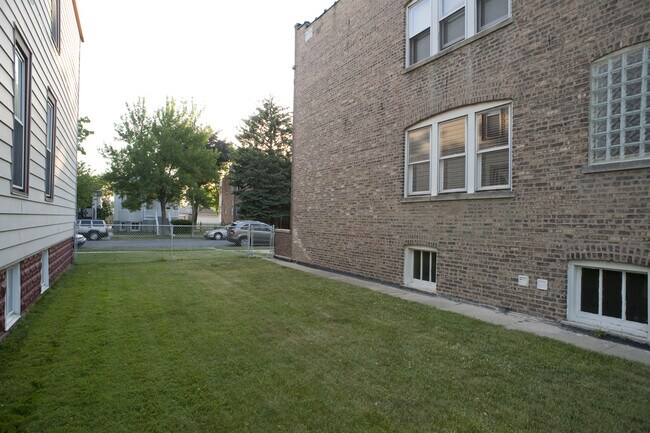 Building Photo - 1225 Wesley Ave