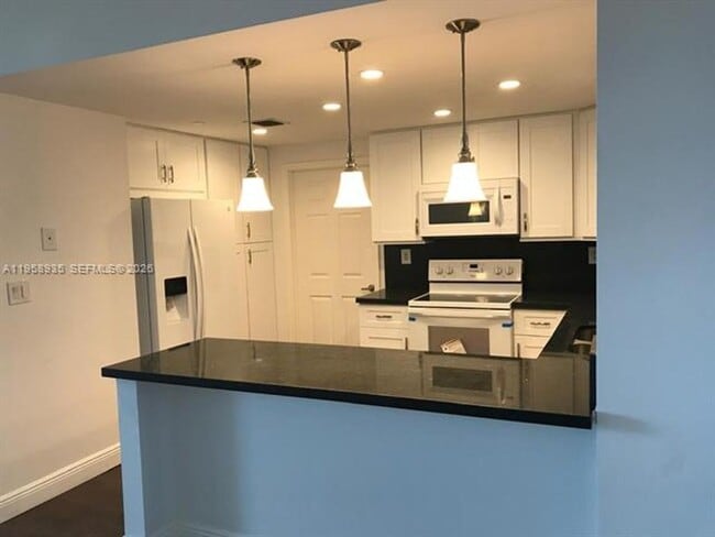 Building Photo - 9725 NW 52nd St