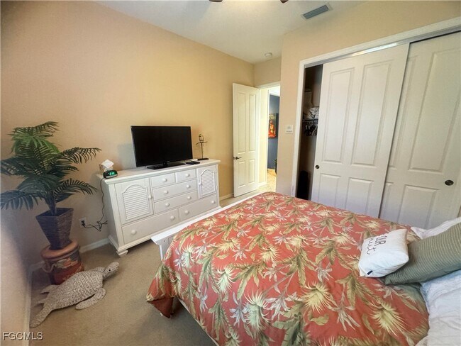 Building Photo - 8661 Mercado Ct