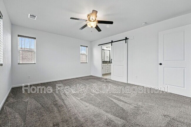 Building Photo - 9364 E 105th Ave