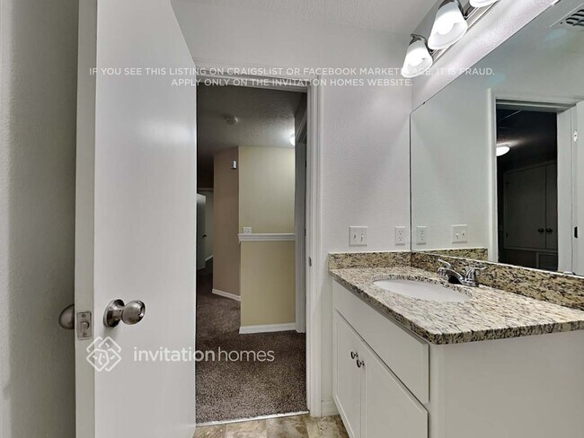 Building Photo - 5029 Gandross Ln