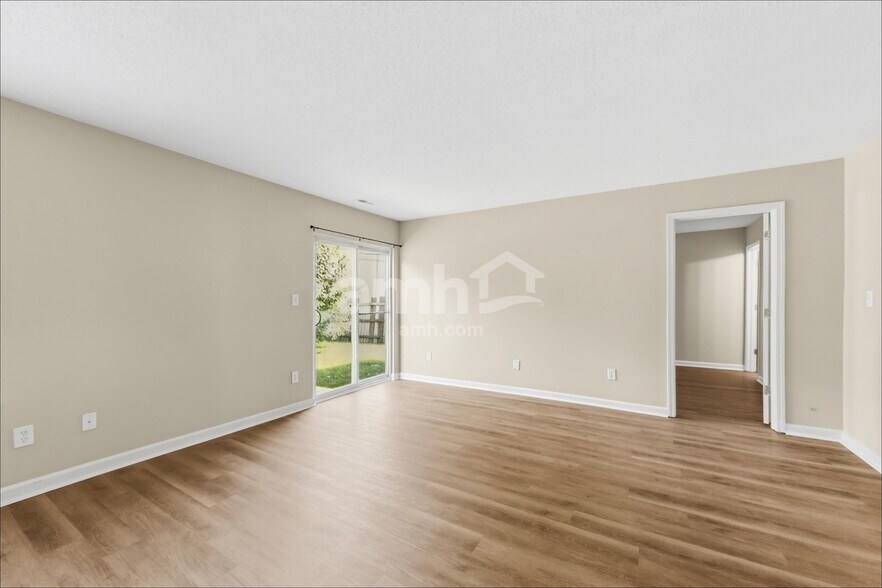 Building Photo - 8030 Ithaca Way