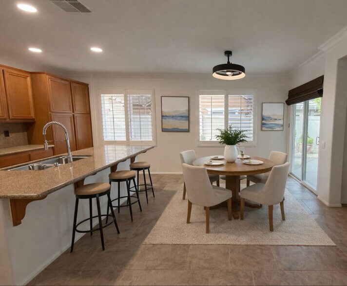 Building Photo - 16080 Begonia Ave