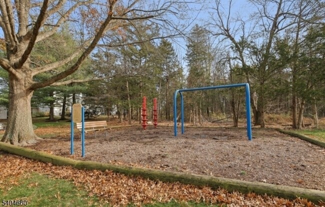 Building Photo - 360 Cotswold Pl