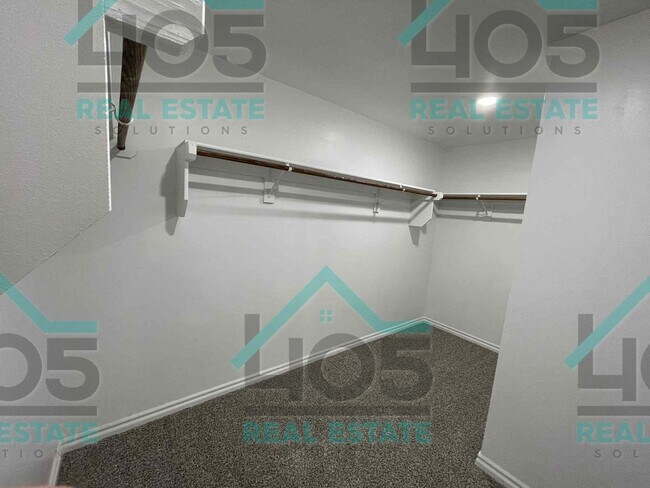 Building Photo - 7500 NW 149th St