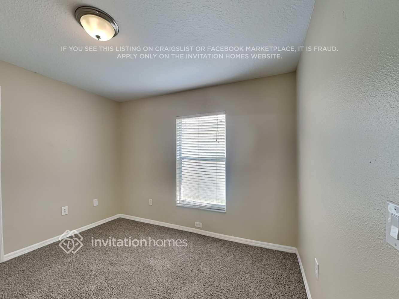 Building Photo - 12513 Lake Vista Dr