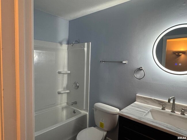 Building Photo - 3812 Mississippi Ave