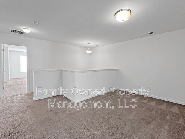 Building Photo - 105 Whimbrel Dr