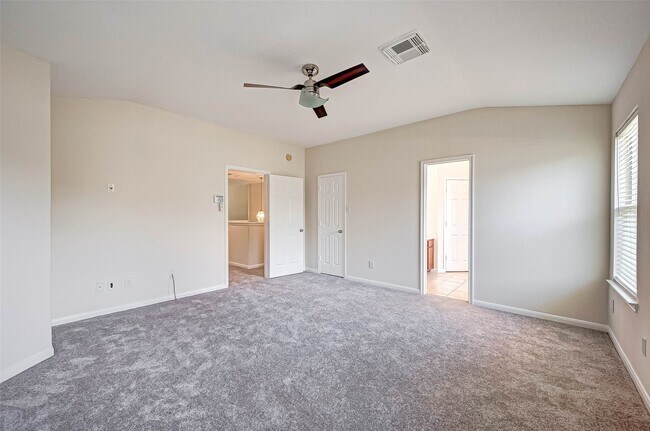 Building Photo - 5127 Birch Manor Ln