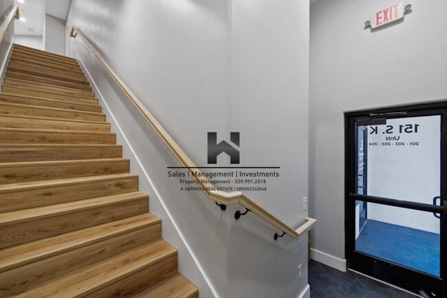 Building Photo - 151 S K St