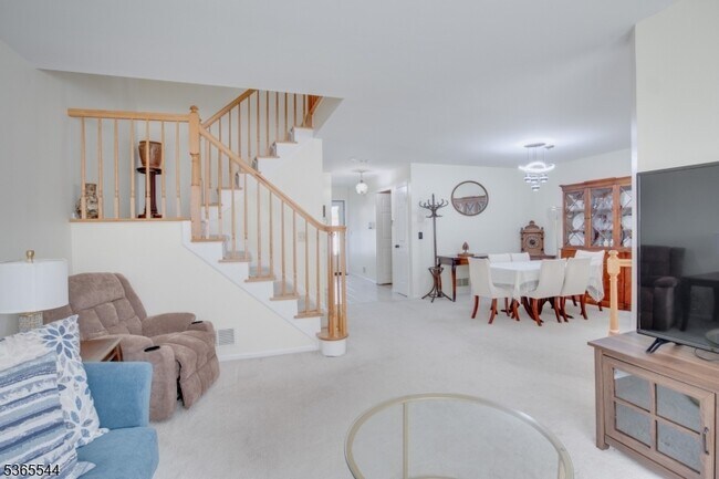Building Photo - 1203 Magnolia Ct