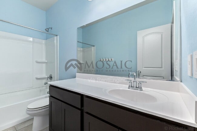 Building Photo - 35349 W San Alvarez Ave