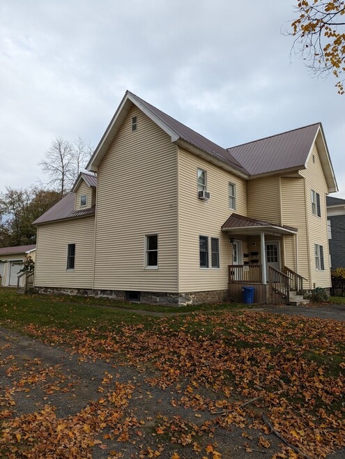 Building Photo - 23 Depot St